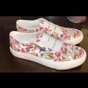 Blowfish Malibu Floral Sneakers 6.5